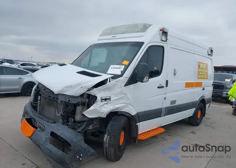 2018 Mercedes-Benz Sprinter 2500 Standard Roof V6 z USA, uszkodzony, nr VIN WD3PE7CD1JP606868